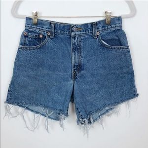 LEVIS 550 HIGH RISE CUT OFF SHORTS